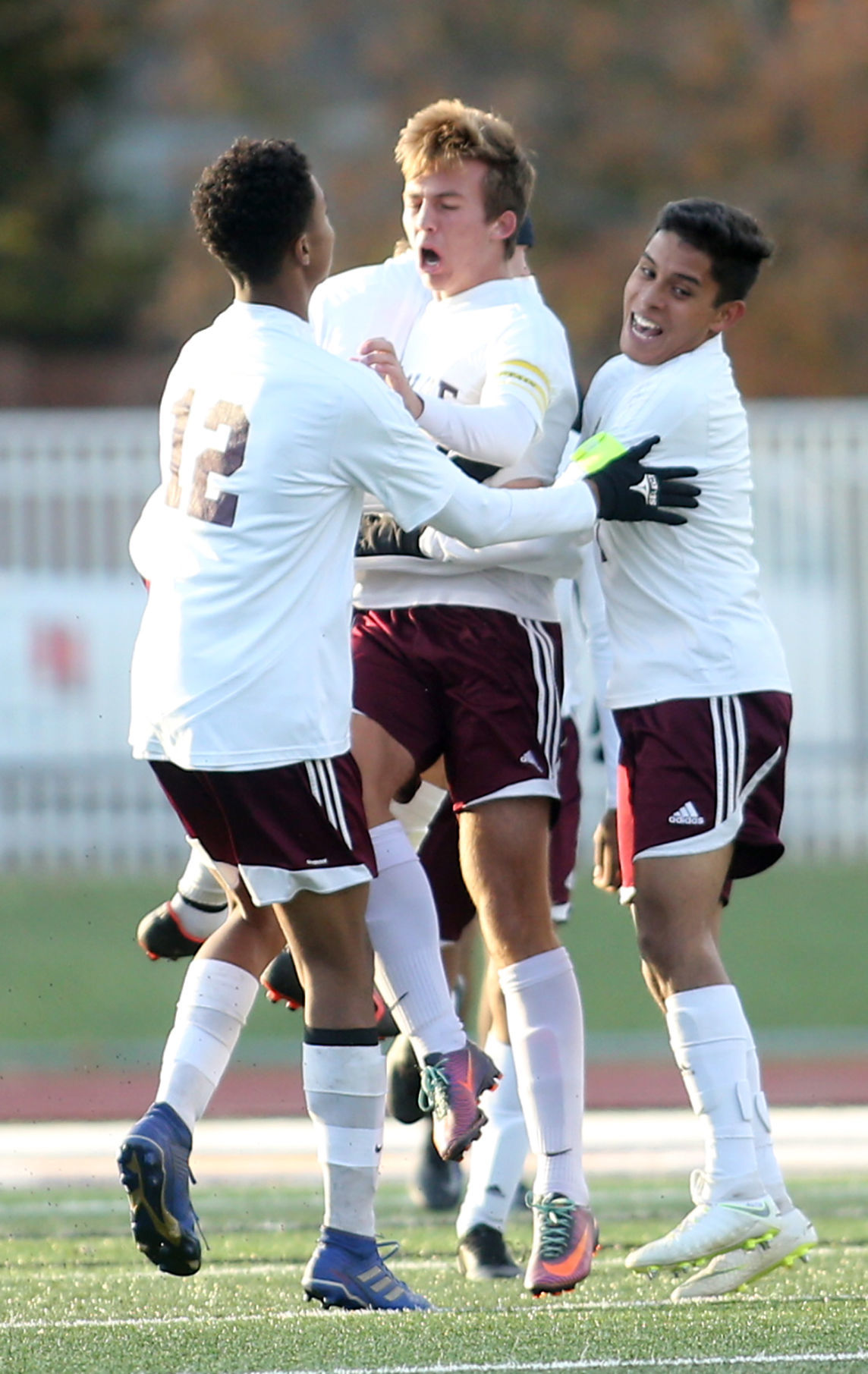 110119-mda-spt-sectional-soccer-013